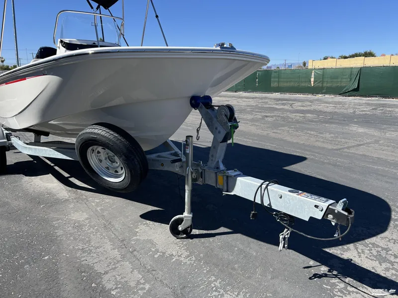Slide: The Image of Boston Whaler 170 Montauk 2027 - 14