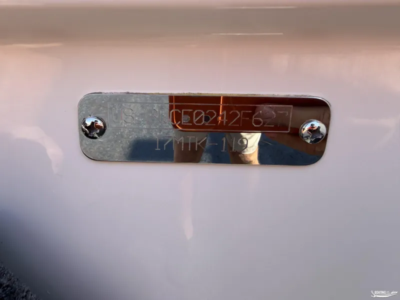 Slide: The Image of Boston Whaler 170 Montauk 2027 - 16