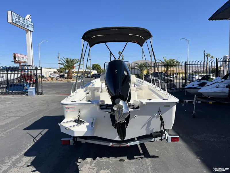 Slide: The Image of Boston Whaler 170 Montauk 2027 - 3