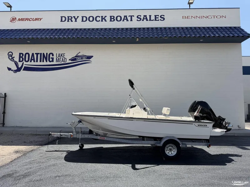 The Image of Boston Whaler 170 Montauk 2027 - 0