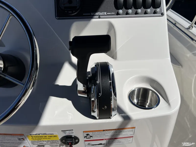 Slide: The Image of Boston Whaler 170 Montauk 2027 - 7