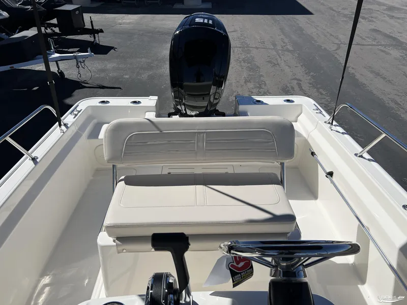 Slide: The Image of Boston Whaler 170 Montauk 2027 - 10