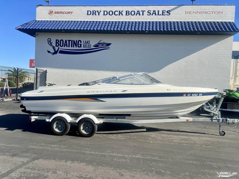 The Image of Bayliner 225 BR 2004 - 0
