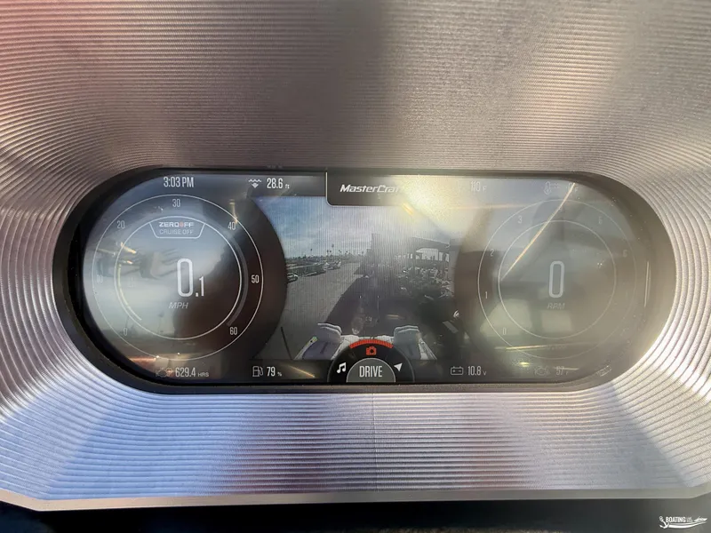 Slide: The Image of MasterCraft XT24 2021 - 11
