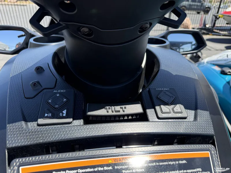 Slide: The Image of Yamaha FX Limited SVHO W/Audio 2026 - 6
