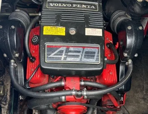 Slide: The Image of Volvo Penta 430 engine in a 1993 Carver 280 Express boat. - 4