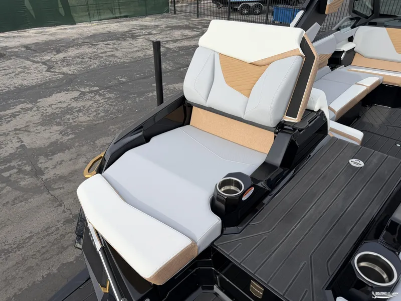 Slide: The Image of MasterCraft X24 2026 - 14