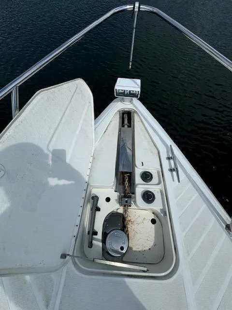 Slide: The Image of 2000 Formula 41 PC boat anchor compartment with open hatch. - 19