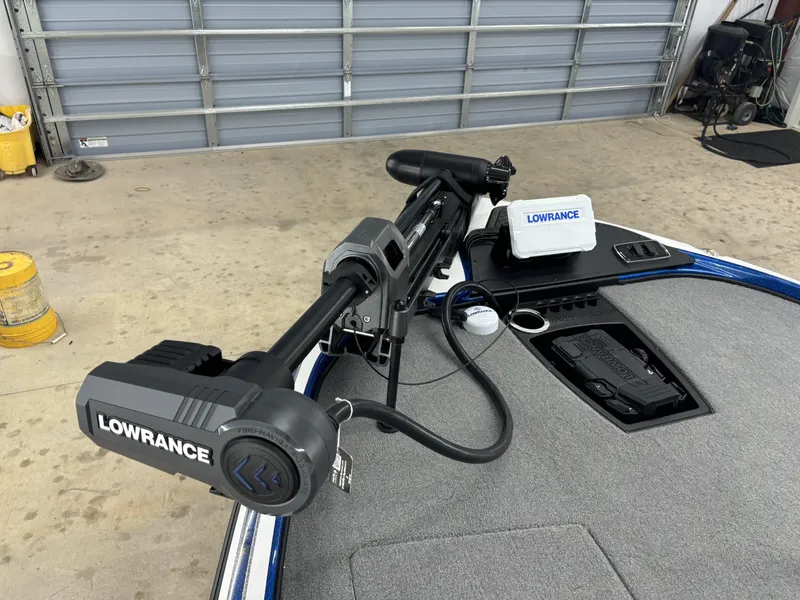 Slide: The Image of Nitro Z18 Pro 2024 - 11