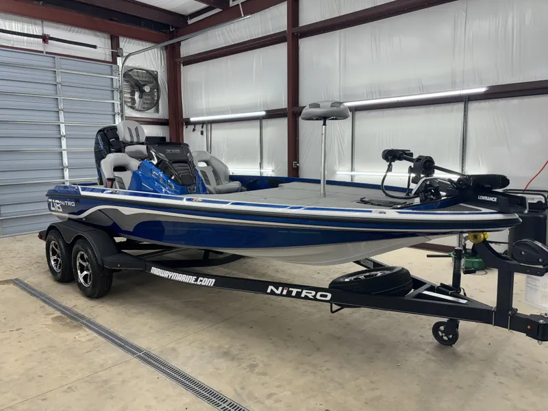 Slide: The Image of Nitro Z18 Pro 2024 - 14