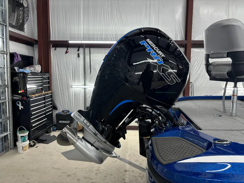 Slide: The Image of Nitro Z18 Pro 2024 - 6