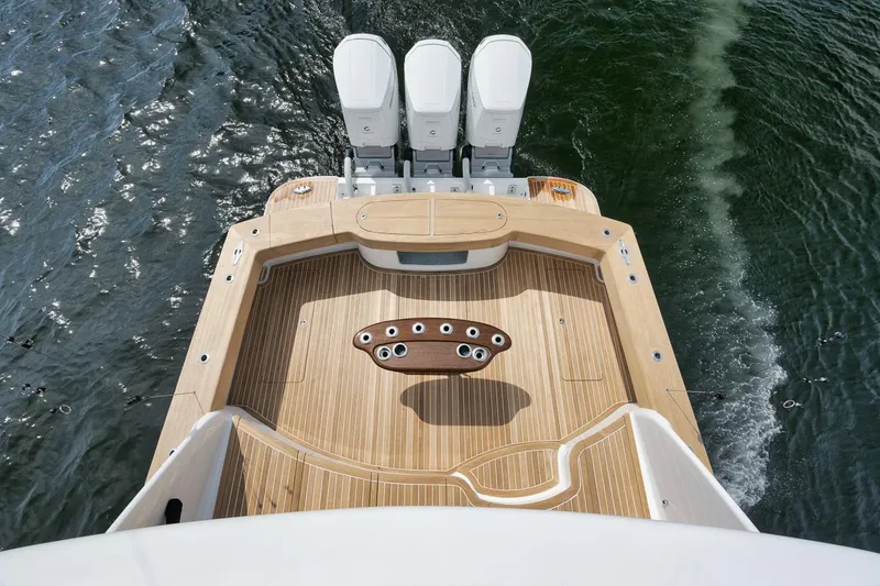 Slide: The Image of Custom Carolina 45 Anjamar - Cockpit - 32