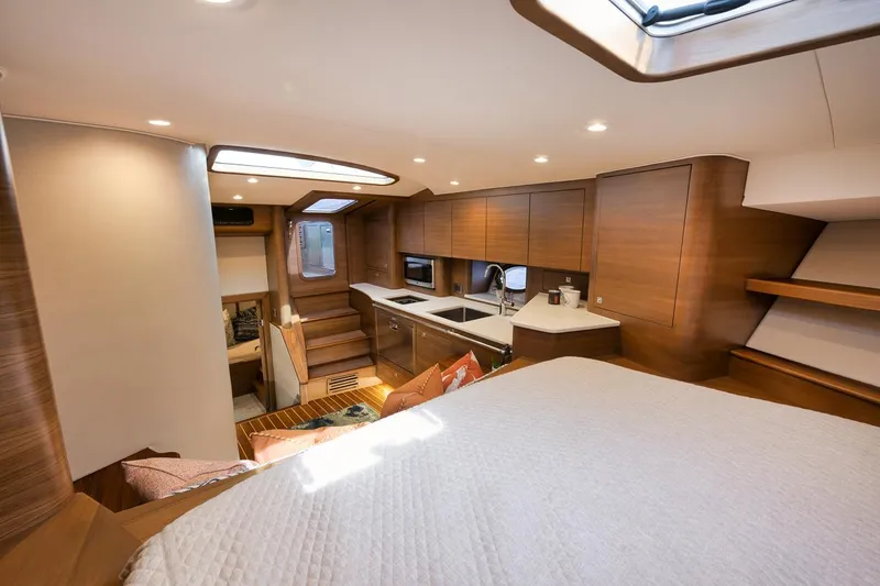 Slide: The Image of Custom Carolina 45 Anjamar - Forward Queen Berth - 9