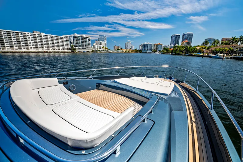 Slide: The Image of Riva 76' Perseo Super 2025 - 23