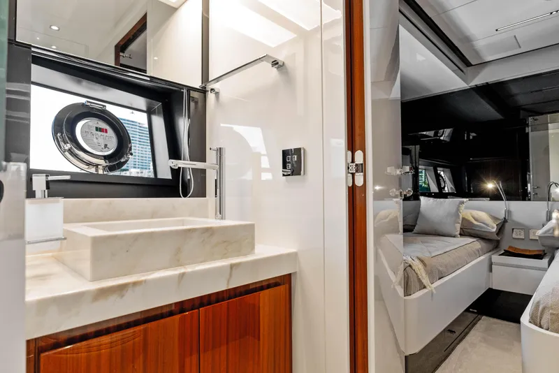 Slide: The Image of Riva 76' Perseo Super 2025 - 70