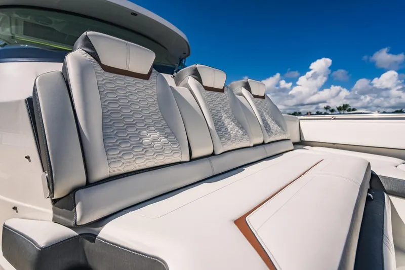 Slide: The Image of Tiara 43 LS 2021 - 50