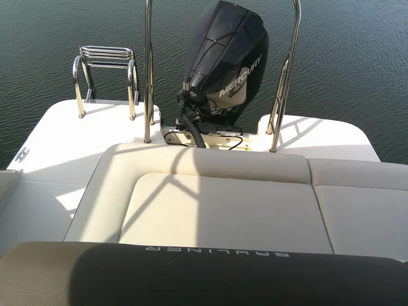 Slide: The Image of 2022 Bayliner Element XR7 boat with Mercury outboard motor. - 15