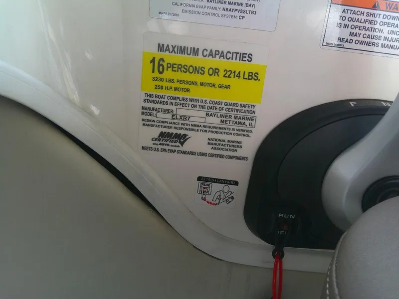 Slide: The Image of 2022 Bayliner Element XR7 capacity label, 16 persons or 2214 lbs, 250 HP motor. - 6