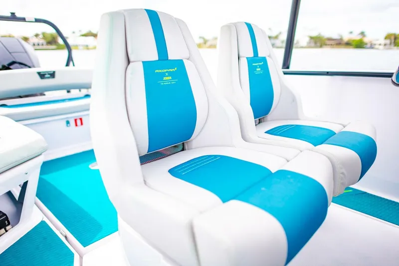 Slide: The Image of 2022 Axopar 22 Spyder x Jobe Revolve boat seats in white and blue. - 9