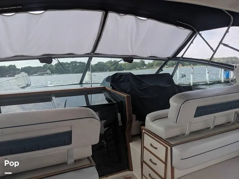 Slide: The Image of 1986 Sea Ray 390 EC for sale in Toledo, OH - 7