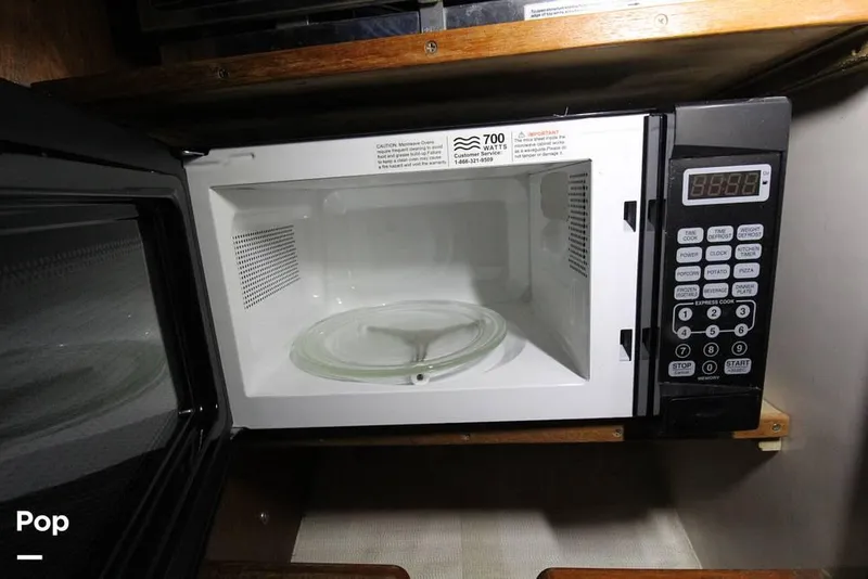 Slide: The Image of 1982 Endeavour 32 for sale in Camden, OH - 32