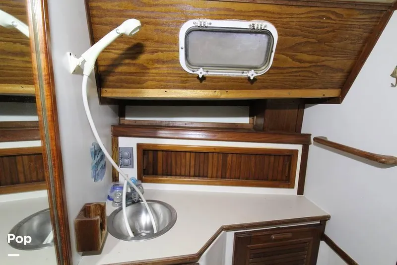 Slide: The Image of 1982 Endeavour 32 for sale in Camden, OH - 40