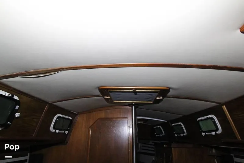 Slide: The Image of 1982 Endeavour 32 for sale in Camden, OH - 57