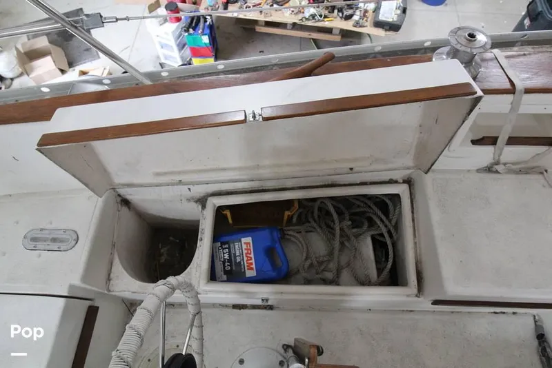 Slide: The Image of 1982 Endeavour 32 for sale in Camden, OH - 72