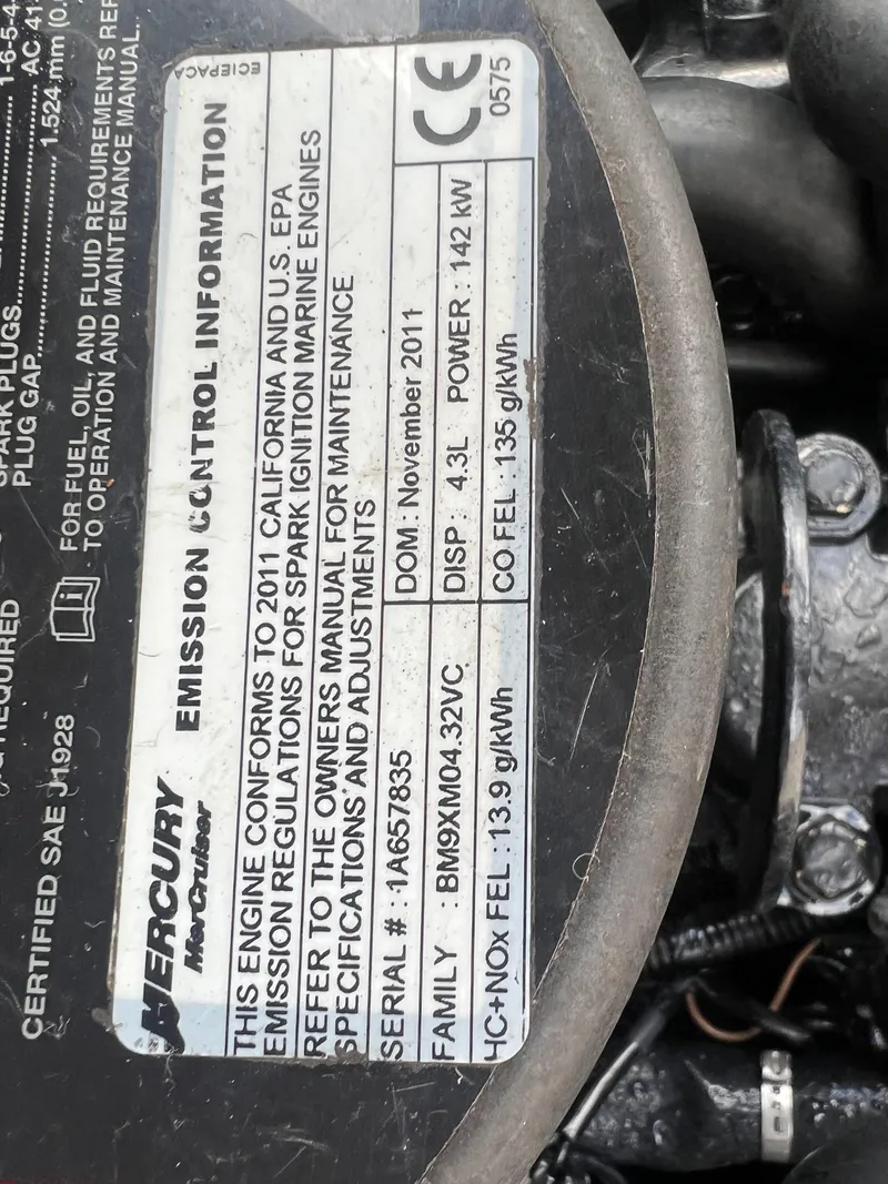 Slide: The Image of 2013 Chaparral 19 Sport H2O Mercury engine emission control information label - 18