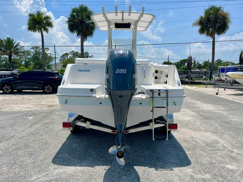 Slide: The Image of Robalo R222 2016 - 3