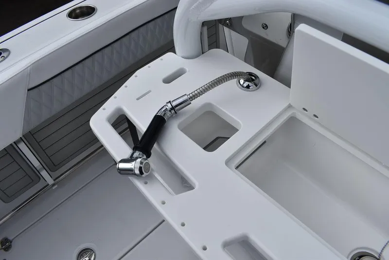 Slide: The Image of Blackfin 272CC 2024 - 56