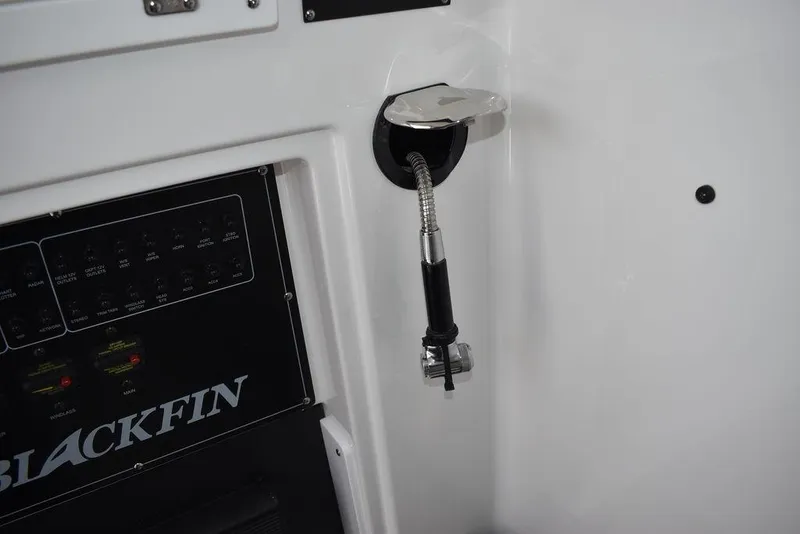 Slide: The Image of Blackfin 272CC 2024 - 90