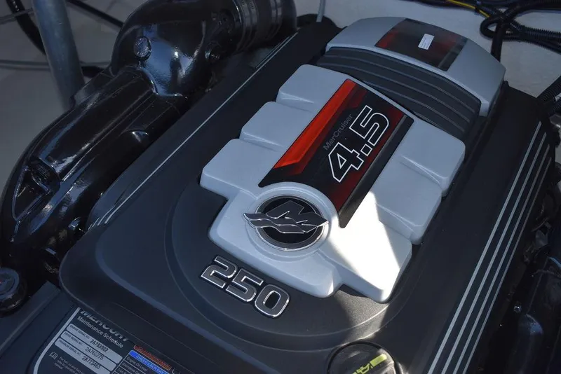 Slide: The Image of 2024 Monterey 224FS boat engine, 4.5L 250 horsepower. - 39