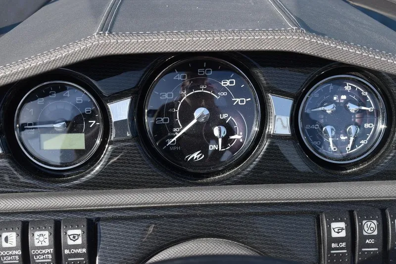 Slide: The Image of Monterey 224FS 2024 - 50