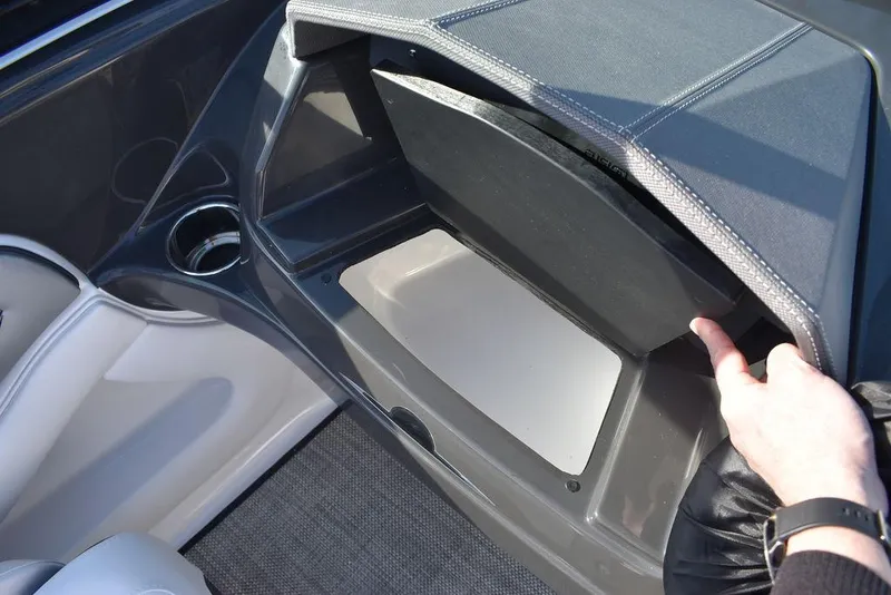 Slide: The Image of Monterey 224FS 2024 - 54