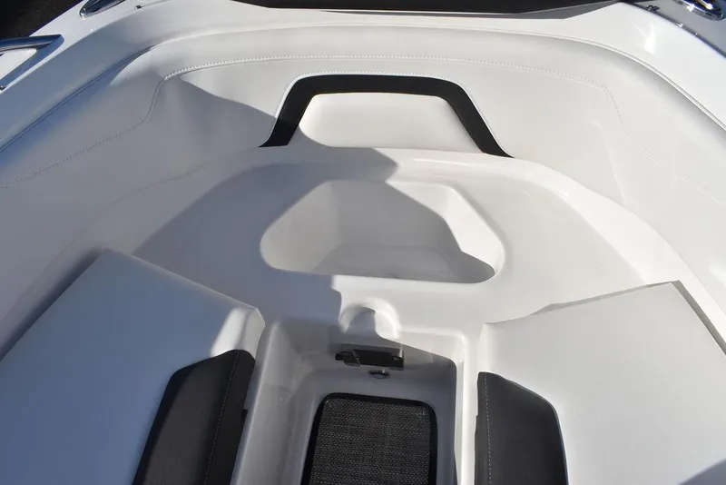 Slide: The Image of Monterey 224FS 2024 - 71