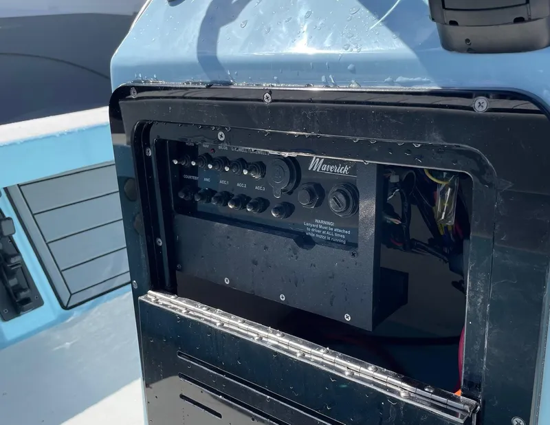 Slide: The Image of 2024 Maverick 17 HPX-V boat with center console and cushioned seating. - 8