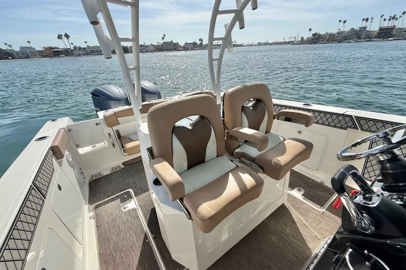 Slide: The Image of Wellcraft 302 Fisherman 2018 - 10
