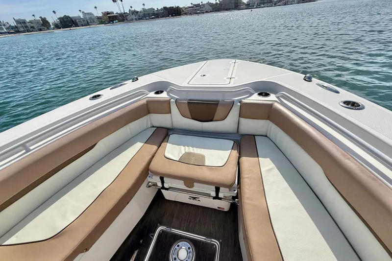 Slide: The Image of Wellcraft 302 Fisherman 2018 - 12