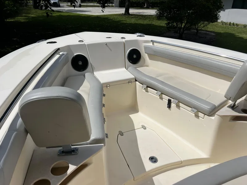 Slide: The Image of Scout 255 LXF 2019 - 57