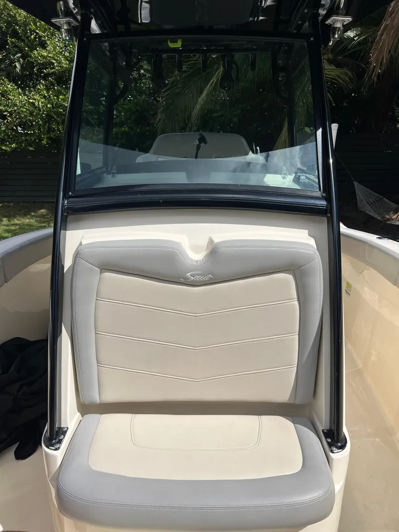 Slide: The Image of Scout 255 LXF 2019 - 63