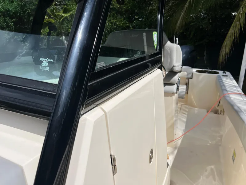 Slide: The Image of Scout 255 LXF 2019 - 69