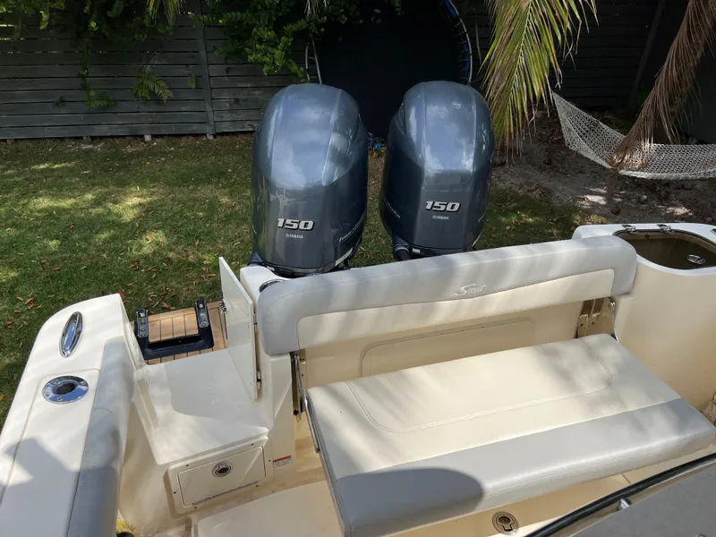 Slide: The Image of Scout 255 LXF 2019 - 74