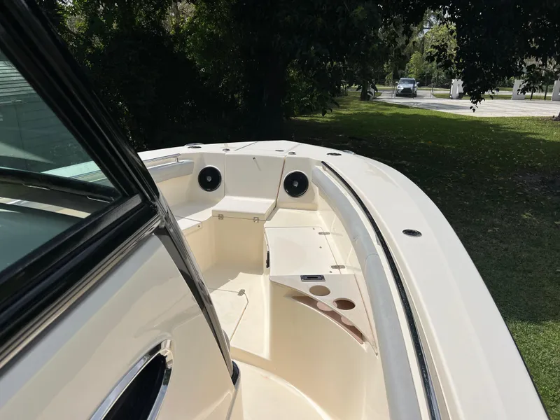 Slide: The Image of Scout 255 LXF 2019 - 79