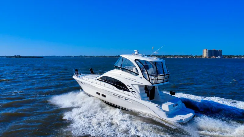 The Image of Sea ray 500 Sedan Bridge 2005 - 0