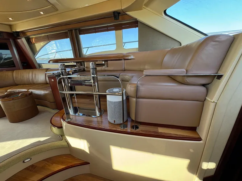 Slide: The Image of Sea ray 500 Sedan Bridge 2005 - 19