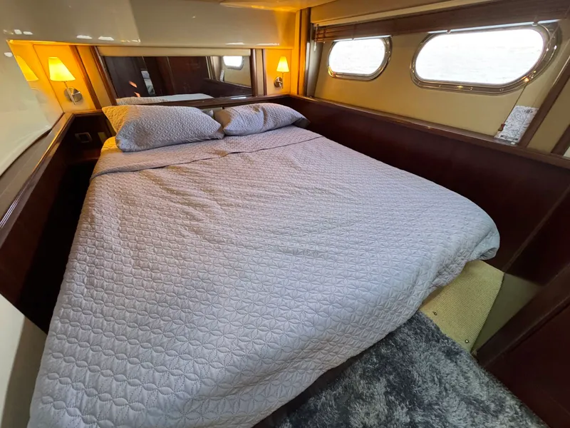 Slide: The Image of Sea ray 500 Sedan Bridge 2005 - 34