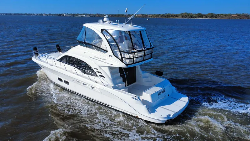 Slide: The Image of Sea ray 500 Sedan Bridge 2005 - 38