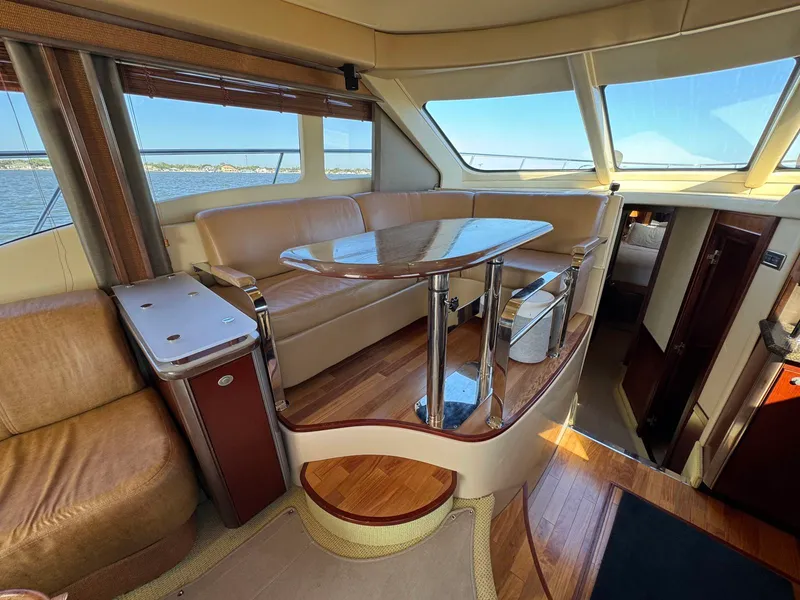 Slide: The Image of Sea ray 500 Sedan Bridge 2005 - 46