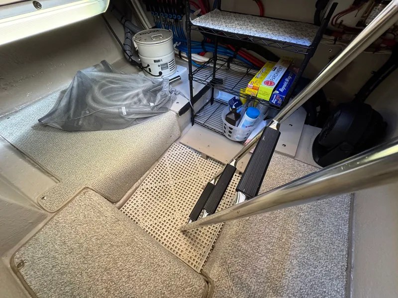 Slide: The Image of Sea ray 500 Sedan Bridge 2005 - 56